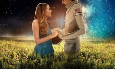 The Space Between Us (Bu Dünyanın Dışında) konusu ve film afişi